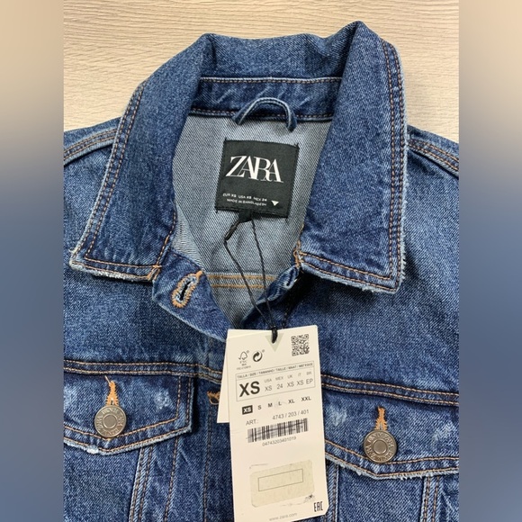Zara Dark Wash Denim Jean Jacket - Picture 6 of 11
